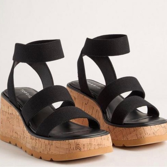 TORRID Triple Band Stretch Wedge size 12ww  shoes sandals brand new - Picture 2 of 5